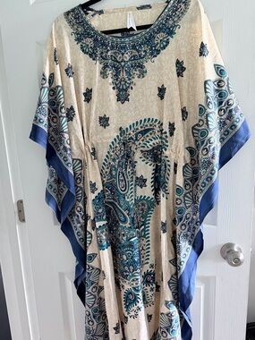 California Breeze Free Size Dress